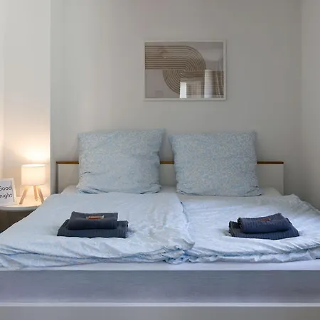Lu16 Three - Neu Renoviert, Modern & Zentral Mit Kueche - Bema Daire *